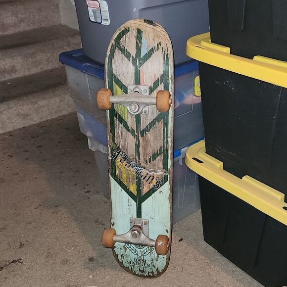 Vintage Bam Margera Element Skateboard Bullet Trucks - Picture 1 of 12